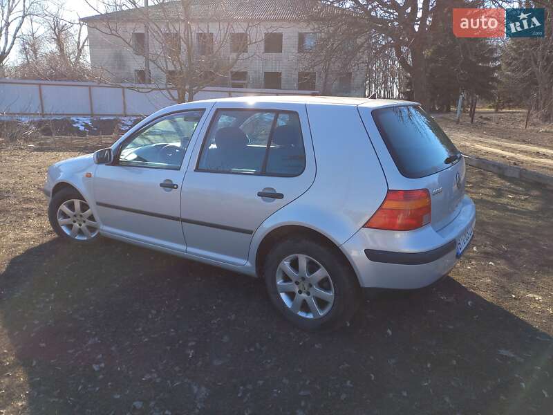 Хетчбек Volkswagen Golf 1998 в Полтаві