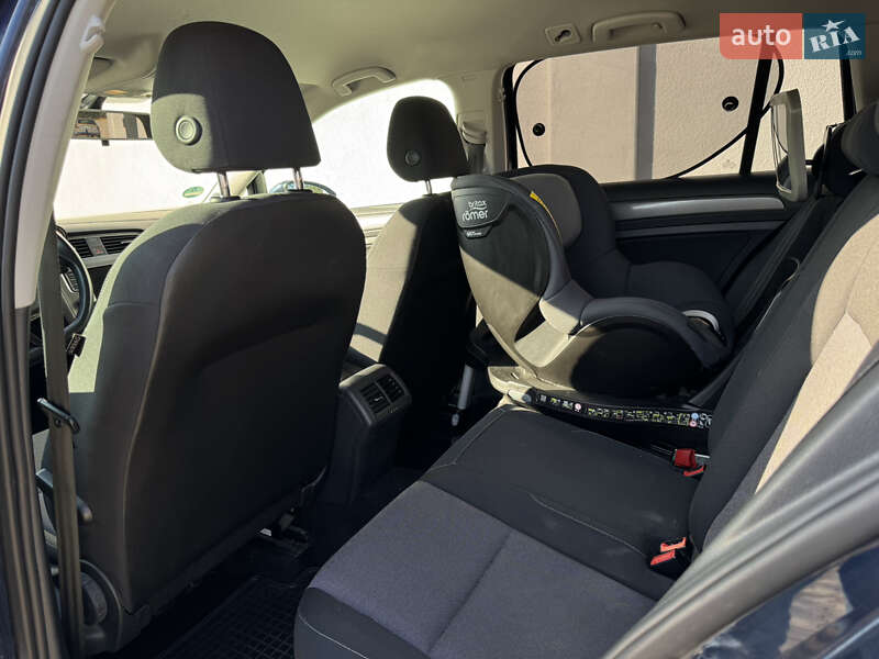 Универсал Volkswagen Golf 2014 в Тернополе