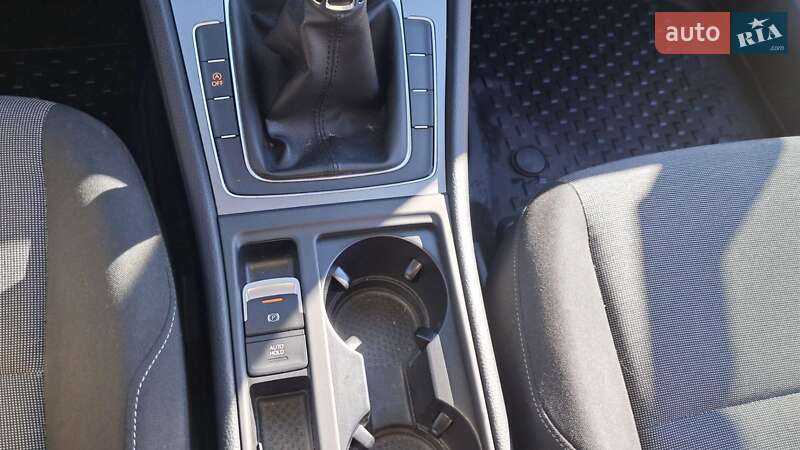 Хетчбек Volkswagen Golf 2013 в Тернополі