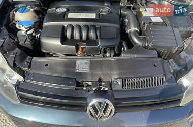 Хэтчбек Volkswagen Golf 2009 в Виннице