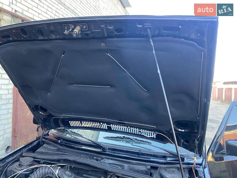 Хэтчбек Volkswagen Golf 1991 в Львове