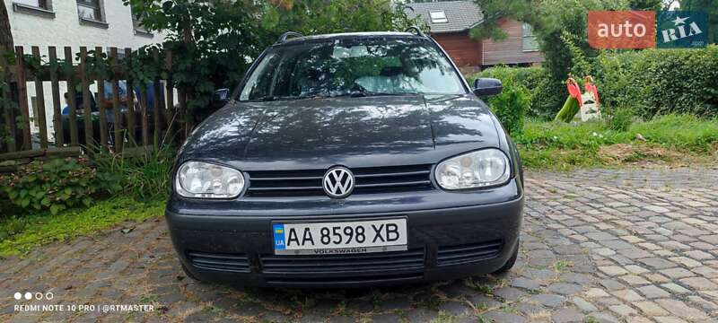 Volkswagen Golf 2001