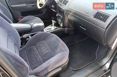 Хэтчбек Volkswagen Golf 2000 в Виннице