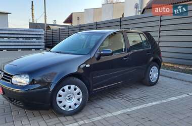 Хетчбек Volkswagen Golf 2003 в Черкасах