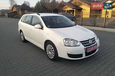 Универсал Volkswagen Golf 2008 в Ровно