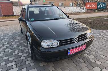 Универсал Volkswagen Golf 2001 в Полтаве