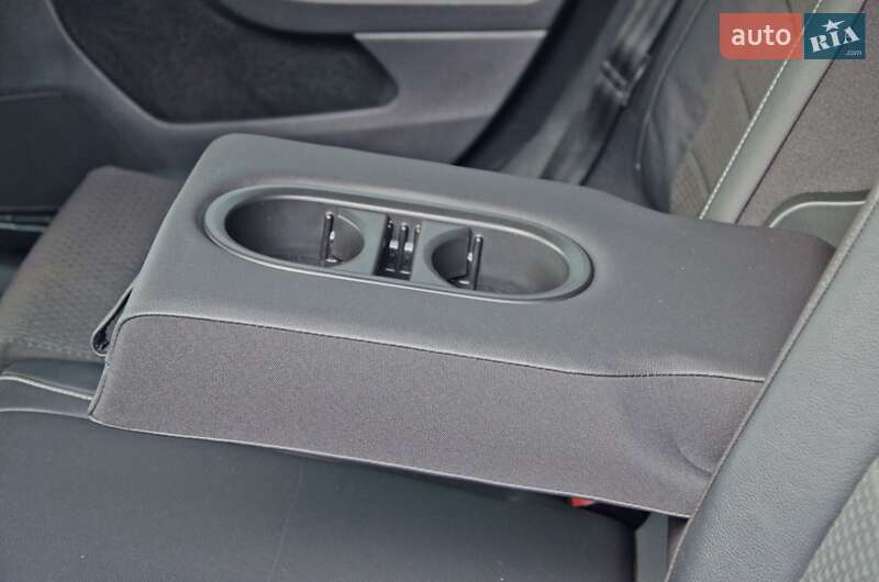 Універсал Volkswagen Golf 2015 в Сарнах