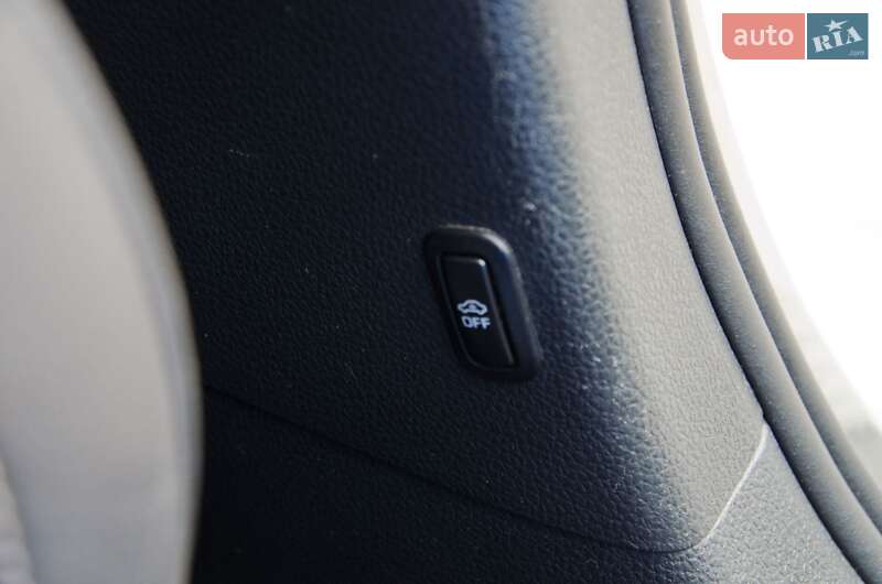 Універсал Volkswagen Golf 2015 в Сарнах