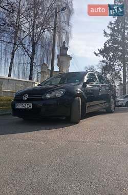 Універсал Volkswagen Golf 2010 в Вишнівці