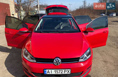 Хетчбек Volkswagen Golf 2015 в Києві