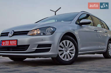 Універсал Volkswagen Golf 2015 в Сарнах