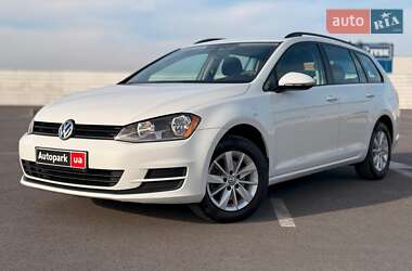 Универсал Volkswagen Golf 2016 в Львове