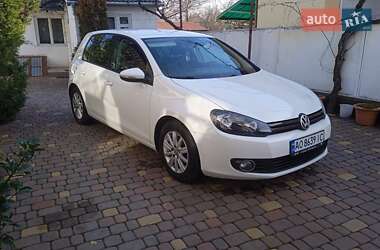 Хэтчбек Volkswagen Golf 2011 в Мукачево