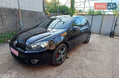 Хэтчбек Volkswagen Golf 2010 в Павлограде