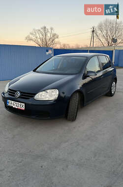 Хэтчбек Volkswagen Golf 2006 в Киеве