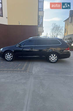 Універсал Volkswagen Golf 2009 в Богородчанах