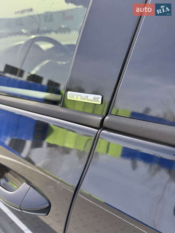 Хетчбек Volkswagen Golf 2012 в Вінниці