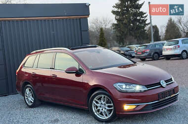 Універсал Volkswagen Golf 2019 в 