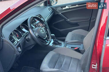 Універсал Volkswagen Golf 2019 в 