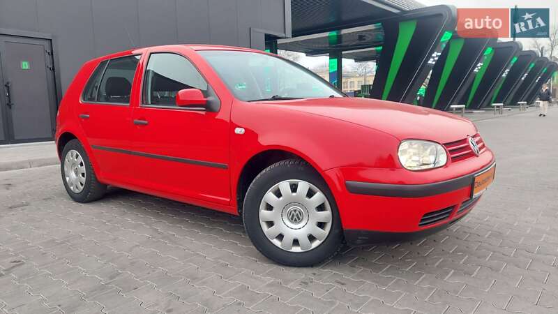 Хетчбек Volkswagen Golf 2003 в Одесі