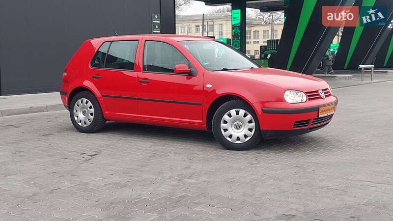 Хетчбек Volkswagen Golf 2003 в Одесі