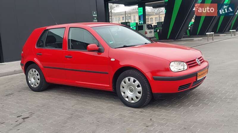 Хетчбек Volkswagen Golf 2003 в Одесі