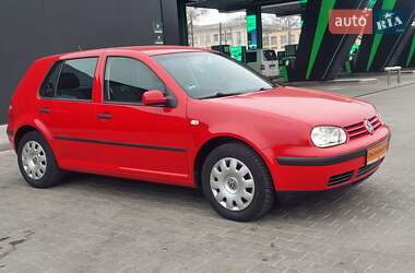 Хетчбек Volkswagen Golf 2003 в Одесі