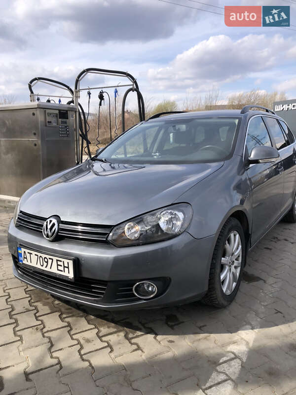 Універсал Volkswagen Golf 2010 в Львові
