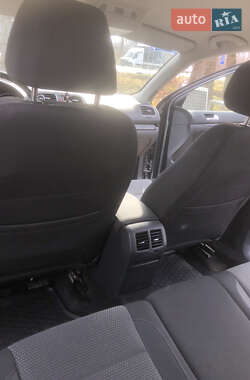 Універсал Volkswagen Golf 2010 в 