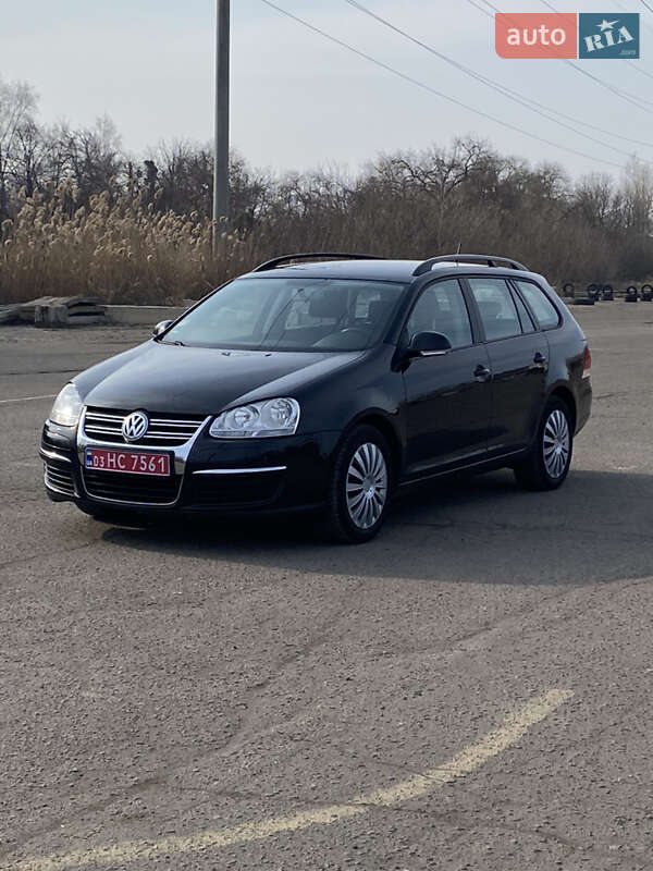 Универсал Volkswagen Golf 2009 в 