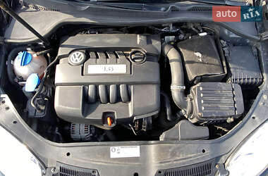 Универсал Volkswagen Golf 2009 в 