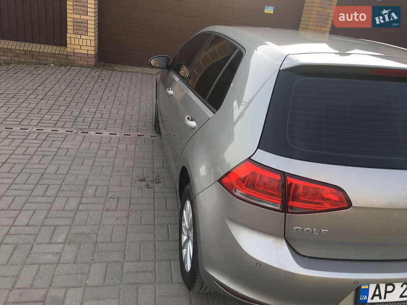 Хетчбек Volkswagen Golf 2014 в Запоріжжі фото 4 Хетчбек Volkswagen Golf 2014 в Запоріжжі