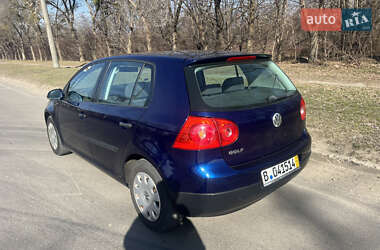 Хетчбек Volkswagen Golf 2005 в Луцьку