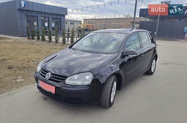 Хетчбек Volkswagen Golf 2004 в Славуті