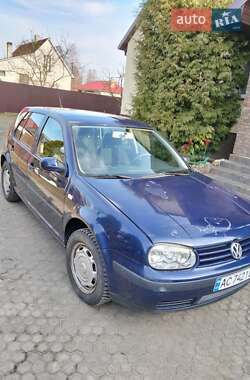 Хэтчбек Volkswagen Golf 2000 в Шацке