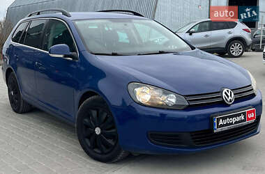 Універсал Volkswagen Golf 2010 в Львові