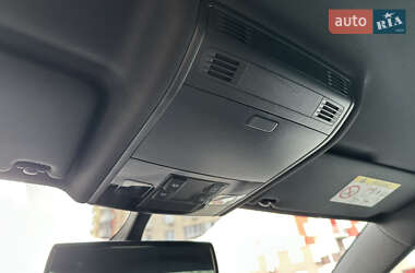 Хэтчбек Volkswagen Golf 2015 в 