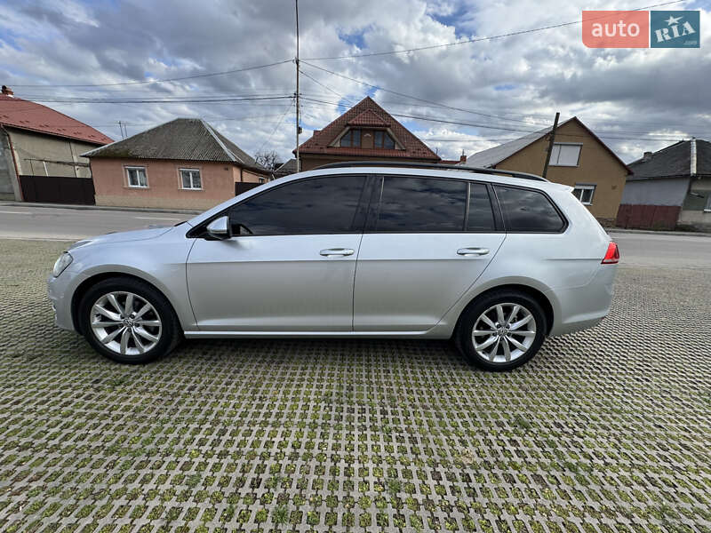 Универсал Volkswagen Golf 2015 в Мукачево