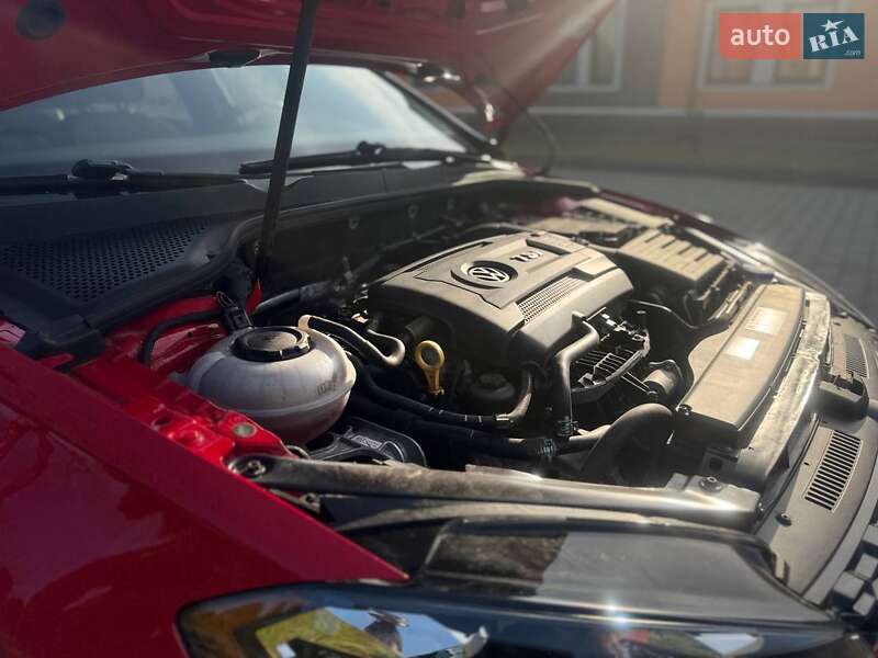 Хетчбек Volkswagen Golf 2019 в Києві