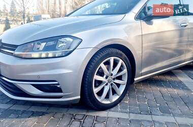 Універсал Volkswagen Golf 2017 в 
