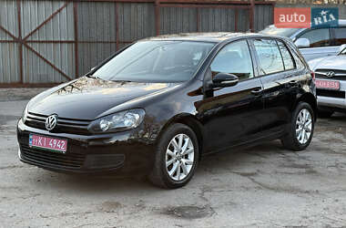 Хэтчбек Volkswagen Golf 2010 в Виннице