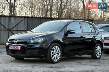 Хэтчбек Volkswagen Golf 2010 в Виннице