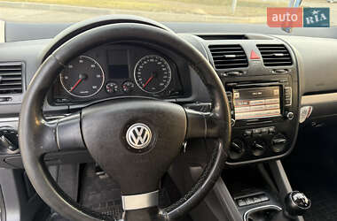 Универсал Volkswagen Golf 2009 в 