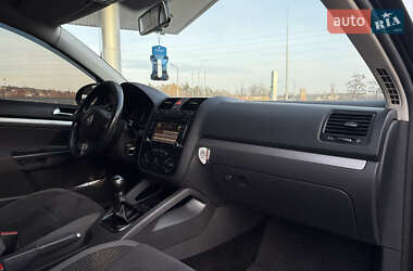 Универсал Volkswagen Golf 2009 в 