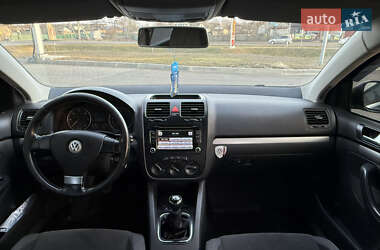 Универсал Volkswagen Golf 2009 в 