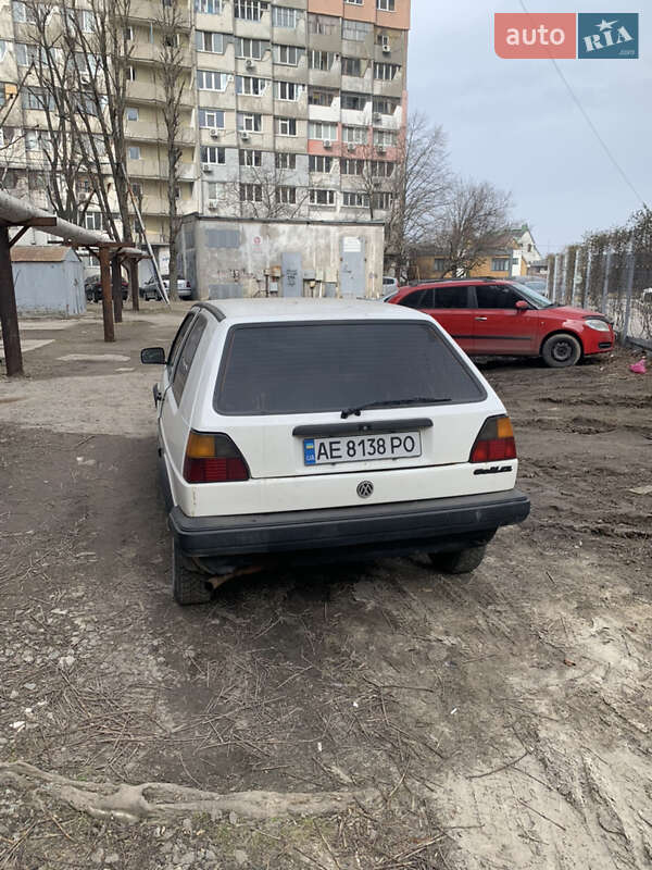 Хетчбек Volkswagen Golf 1988 в Дніпрі