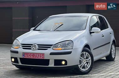 Хетчбек Volkswagen Golf 2005 в Івано-Франківську