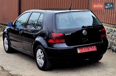 Хетчбек Volkswagen Golf 2002 в Полтаві