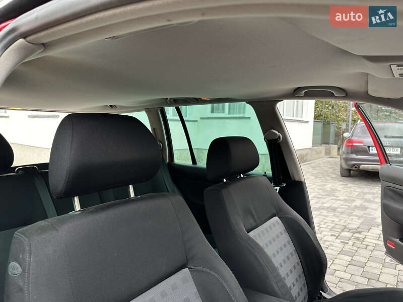 Универсал Volkswagen Golf 2006 в Тернополе