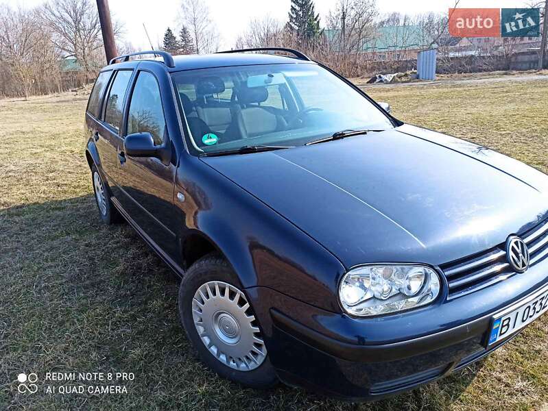 Універсал Volkswagen Golf 2001 в Диканьці